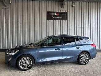 Gebrauchtwagen PKW Ford Focus Turnier Titanium Pano / LED / R-Kamera 2019/6