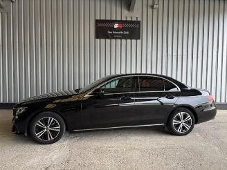 occasion passenger cars Mercedes E-klasse 200 d Lim. R-Kamra / LD / Widscrn 2018/10