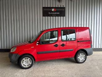 occasion passenger cars Fiat Doblo 1.3 JTD DPF SX Kombi 5-Sitzer 2009/10