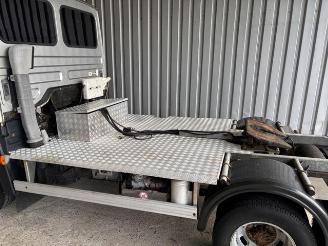 Nissan Atleon 56.15 picture 10