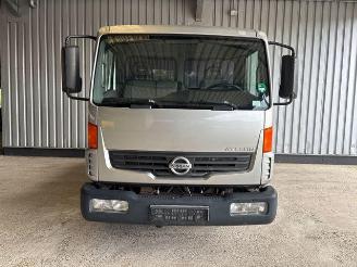 Nissan Atleon 56.15 picture 9