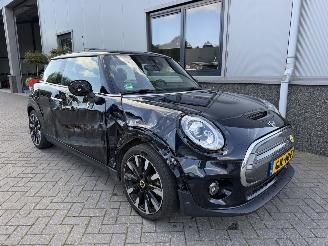  Mini Electric MINI Yours 33 kWh 2020/12