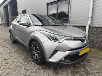 Auto incidentate Toyota CH-R 1.8 Hybrid First Edition 2016/12