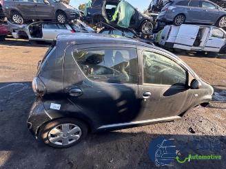 Toyota Aygo Aygo (B10), Hatchback, 2005 / 2014 1.0 12V VVT-i picture 11