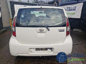 Daihatsu Sirion Sirion 2 (M3), Hatchback, 2005 1.0 12V DVVT picture 2