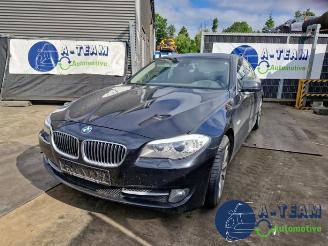 Vrakbiler auto BMW 5-serie 5 serie (F10), Sedan, 2009 / 2016 530d 24V 2012/8