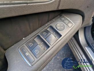 Mercedes E-klasse E (W212), Sedan, 2009 / 2016 E-550 5.5 V8 32V 4-Matic picture 22