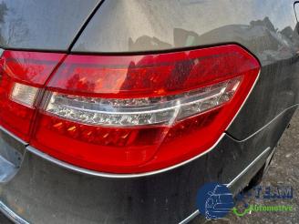 Mercedes E-klasse E (W212), Sedan, 2009 / 2016 E-550 5.5 V8 32V 4-Matic picture 16