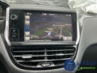 Peugeot 208 208 I (CA/CC/CK/CL), Hatchback, 2012 / 2019 1.2 Vti 12V PureTech 82 picture 18