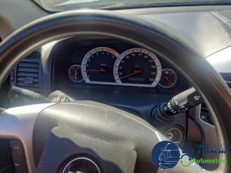 Chevrolet Captiva Captiva (C100), SUV, 2006 / 2011 2.4 16V 4x2 picture 17