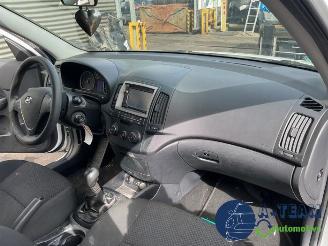 Hyundai I-30 i30 (GDHB5), Hatchback, 2011 1.4 16V picture 26