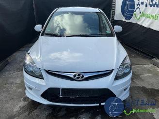 Hyundai I-30 i30 (GDHB5), Hatchback, 2011 1.4 16V picture 3
