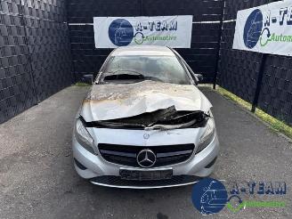 Mercedes A-klasse A (W176), Hatchback, 2012 / 2018 1.6 A-180 16V picture 2