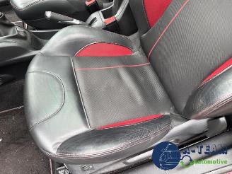 Peugeot 208 208 I (CA/CC/CK/CL), Hatchback, 2012 / 2019 1.6 16V GTI picture 16