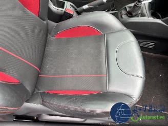 Peugeot 208 208 I (CA/CC/CK/CL), Hatchback, 2012 / 2019 1.6 16V GTI picture 22