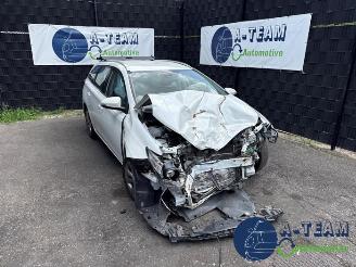 Auto da rottamare Toyota Auris Touring Sports Auris Touring Sports (E18), Combi, 2013 / 2018 1.8 16V Hybrid 2014/12