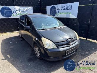Uttjänta bilar auto Toyota Corolla-verso Corolla Verso (R10/11), MPV, 2004 / 2009 2.2 D-4D 16V 2006/9