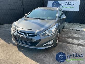 Salvage car Hyundai I-40 i40 CW (VFC), Combi, 2011 / 2019 1.6 GDI 16V 2011/9
