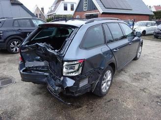 Skoda Octavia Octavia Combi (5EAC), Combi 5-drs, 2012 / 2020 1.6 TDI 16V picture 4