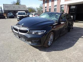 Uttjänta bilar auto BMW 3-serie 3 serie Touring (G21), Combi, 2019 318d 2.0 TwinPower Turbo 16V Mild Hybrid 2021/1