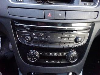 Peugeot 508 508 SW (8E/8U), Combi, 2010 / 2018 1.6 THP 16V picture 23