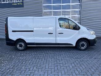 Renault Trafic 2.0 dCi 120 T29 L2H1 DC Business picture 9