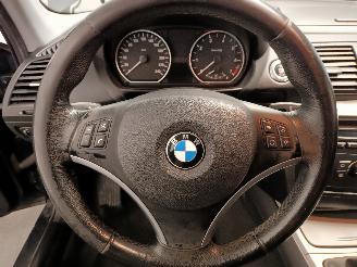 BMW 1-serie 1 serie (E87/87N) Hatchback 5-drs 116i 1.6 16V (N43-B16A) [90kW]  (09-=
2007/06-2011) picture 14