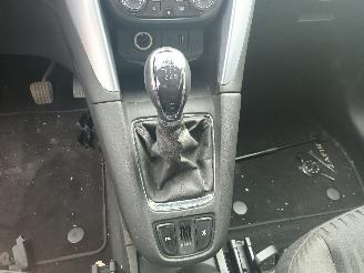 Opel Zafira Zafira Tourer (P12) MPV 1.4 Turbo 16V EcoFLEX (B14NET(Euro 6)) [103kW]=
  (10-2011/05-2016) picture 21