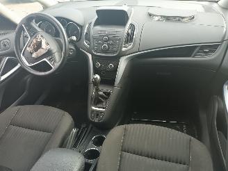 Opel Zafira Zafira Tourer (P12) MPV 1.4 Turbo 16V EcoFLEX (B14NET(Euro 6)) [103kW]=
  (10-2011/05-2016) picture 16