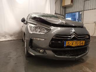 Citroën DS5 DS5 (KD/KF) Hatchback 5-drs 2.0 HDi 16V 200 Hybrid4 (DW10CTED4(RHC)) [=
120kW]  (12-2011/07-2015) picture 4