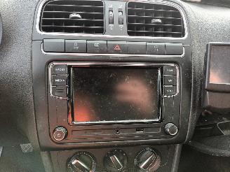 Volkswagen Polo Polo V (6R) Hatchback 1.2 TDI 12V BlueMotion (CFWA(Euro 5)) [55kW]  (1=
0-2009/05-2014) picture 17