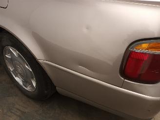 Cadillac Seville Seville Sedan 4.6 SLS/North Star V8 32V (LH2) [205kW]  (09-1997/09-200=
4) picture 22