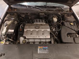 Cadillac Seville Seville Sedan 4.6 SLS/North Star V8 32V (LH2) [205kW]  (09-1997/09-200=
4) picture 30