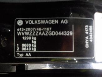 Volkswagen Up! Up! (121) Hatchback 1.0 12V 60 (CHYA) [44kW]  (08-2011/08-2020) picture 6