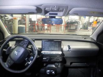 Citroën C4 C4 Cactus (0B/0P) Hatchback 5-drs 1.2 PureTech 82 12V (EB2F(HMZ)) [60k=
W]  (09-2014/...) picture 5