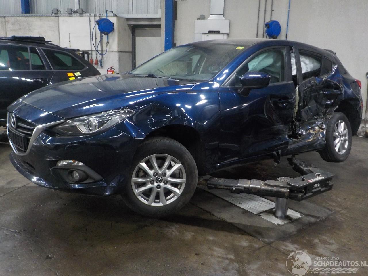 Mazda 3 3 (BM/BN) Hatchback 2.0 SkyActiv-G 120 16V (PEY5) [88kW]  (09-2013/05-=
2019)