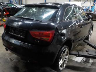 Audi A1 A1 (8X1/8XK) Hatchback 3-drs 1.6 TDI 16V (CAYB) [66kW]  (03-2011/04-20=
15) picture 3