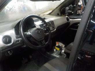 Volkswagen Up! Up! (121) Hatchback 1.0 12V 75 (CWRA) [55kW]  (08-2011/11-2019) picture 5