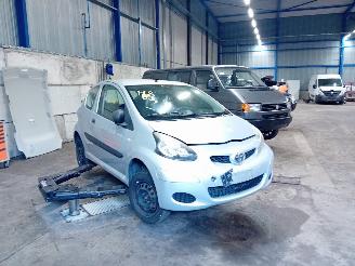 Toyota Aygo Aygo (B10) Hatchback 1.0 12V VVT-i (1KR-FE) [50kW]  (07-2005/05-2014) picture 2