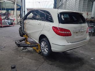 Mercedes B-klasse B (W246) Hatchback 1.6 B-180 BlueEFFICIENCY Turbo 16V (M270.910) [90kW=
]  (11-2011/12-2018) picture 4