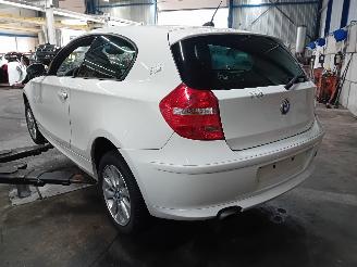 BMW 1-serie 1 serie (E81) Hatchback 3-drs 118i 16V (N43-B20A) [105kW]  (09-2006/12=
-2011) picture 4