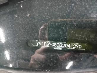 Volvo S-60 S60 II (FS) Sedan 2.4 D5 20V (D5244T10) [151kW]  (04-2010/12-2011) picture 6