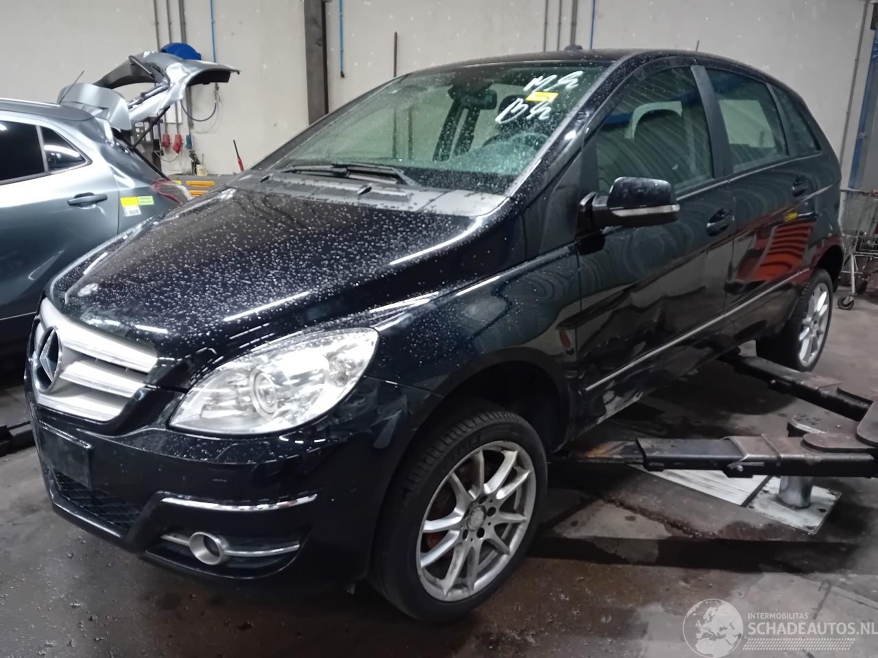 Mercedes B-klasse B (W245) Hatchback 2.0 B-180 CDI 16_V (OM640.940) [80kW]  (03-2005/09-=
2011)