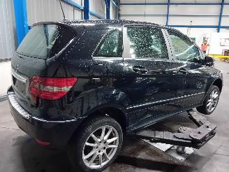 Mercedes B-klasse B (W245) Hatchback 2.0 B-180 CDI 16_V (OM640.940) [80kW]  (03-2005/09-=
2011) picture 3