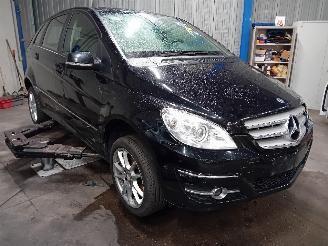 Mercedes B-klasse B (W245) Hatchback 2.0 B-180 CDI 16_V (OM640.940) [80kW]  (03-2005/09-=
2011) picture 2