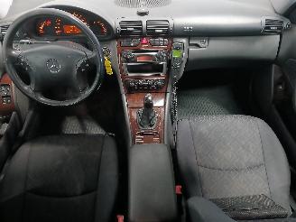 Mercedes C-klasse C Combi (S203) Combi 1.8 C-180K 16V (M271.946) [105kW]  (05-2002/08-20=
07) picture 10