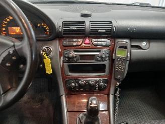 Mercedes C-klasse C Combi (S203) Combi 1.8 C-180K 16V (M271.946) [105kW]  (05-2002/08-20=
07) picture 16