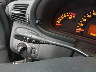 Mercedes C-klasse C Combi (S203) Combi 1.8 C-180K 16V (M271.946) [105kW]  (05-2002/08-20=
07) picture 14