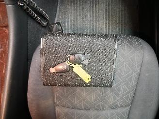 Mercedes C-klasse C Combi (S203) Combi 1.8 C-180K 16V (M271.946) [105kW]  (05-2002/08-20=
07) picture 18