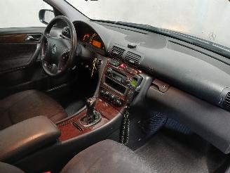 Mercedes C-klasse C Combi (S203) Combi 1.8 C-180K 16V (M271.946) [105kW]  (05-2002/08-20=
07) picture 8